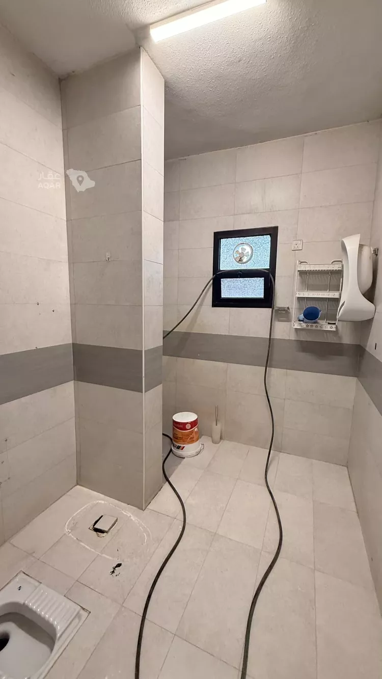 Floor for Rent in Riyadh Ar Rawabi 2