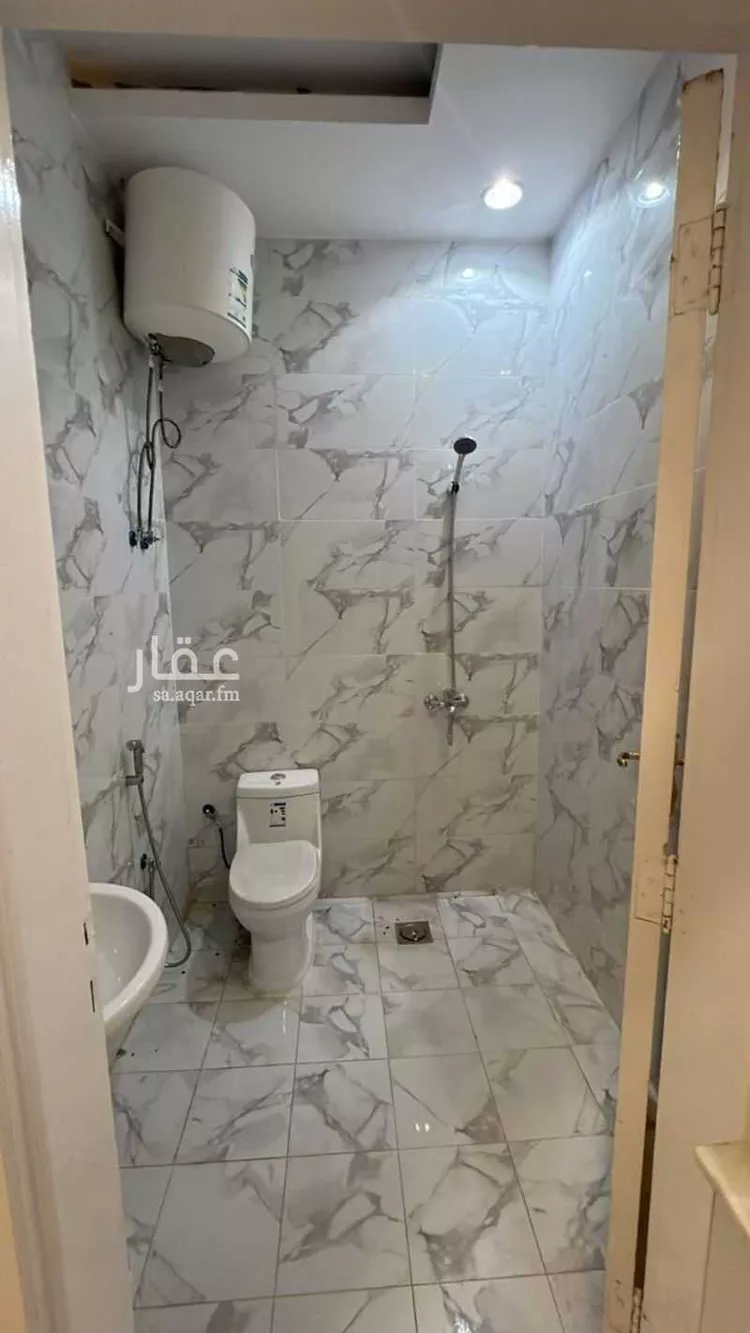 فيلا للبيع في شارع ابن نصرالله, حي التعاون, مدينة الرياض, منطقة الرياض 12