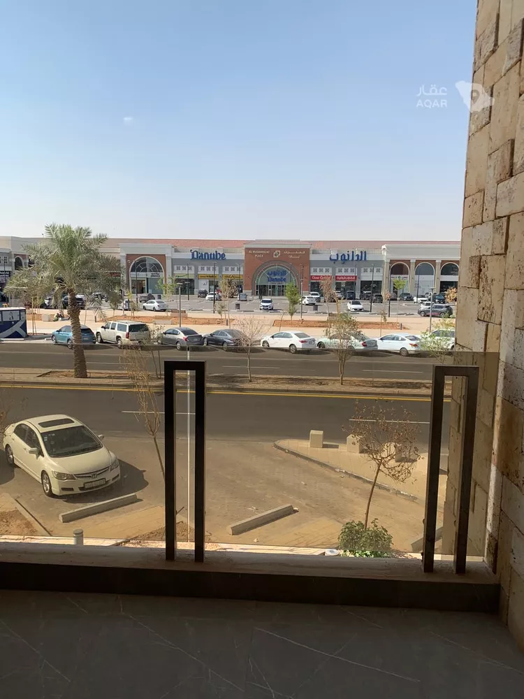 شقة للإيجار في شارع الامير مقرن بن عبدالعزيز, حي مغرزات, مدينة الرياض, منطقة الرياض صورة 3