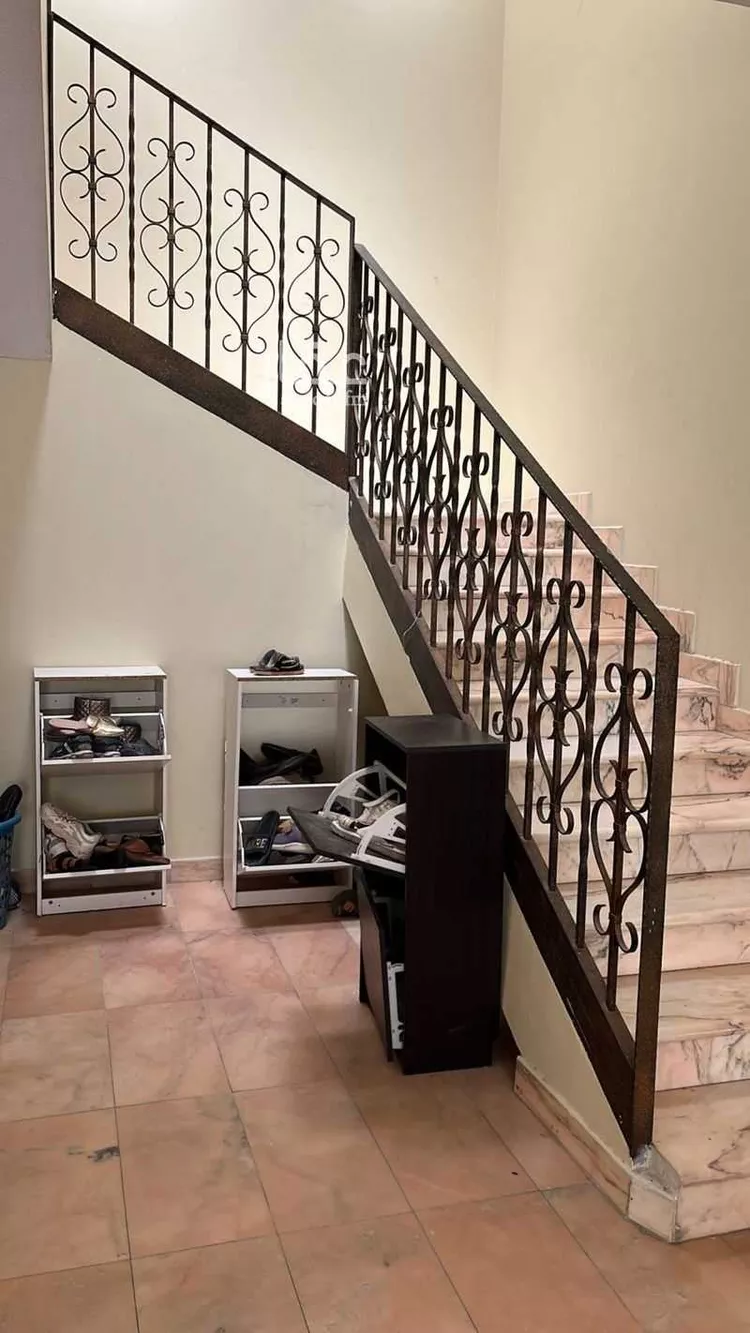 فيلا للبيع في شارع ابن نصرالله, حي التعاون, مدينة الرياض, منطقة الرياض صورة 3