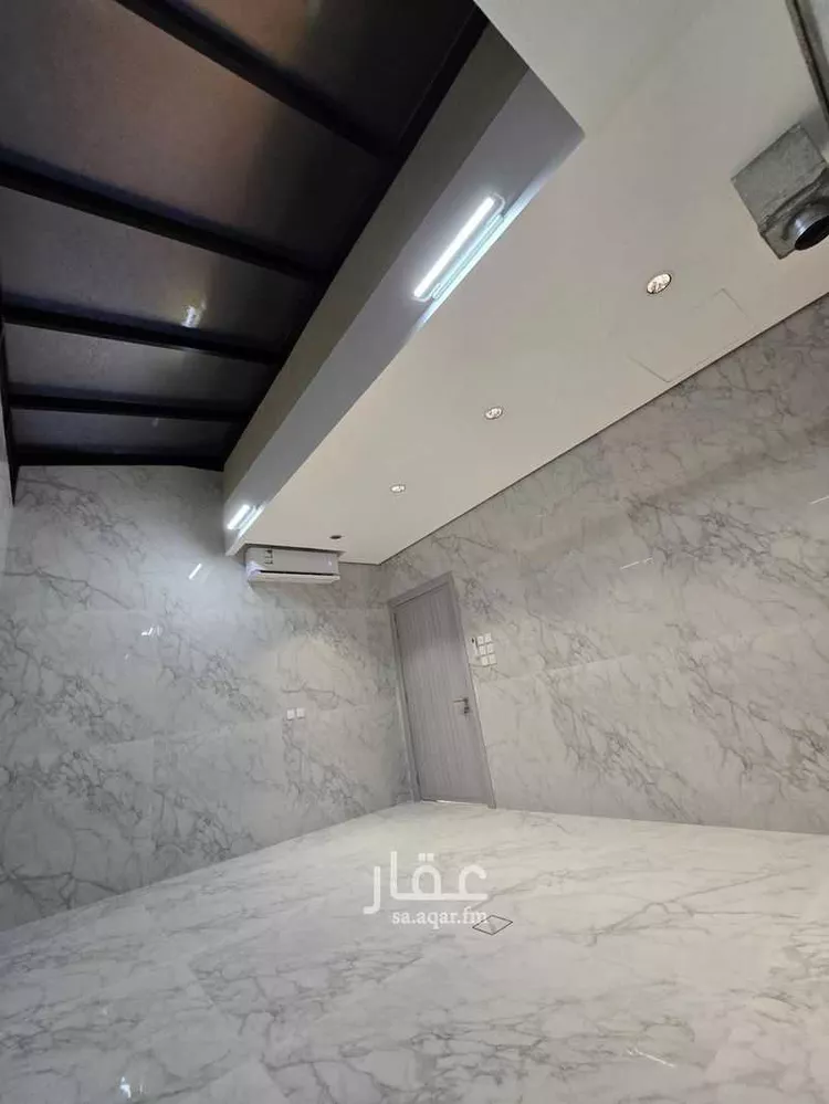 فيلا للبيع في شارع الشرائح, حي عرقة, مدينة الرياض, منطقة الرياض 12