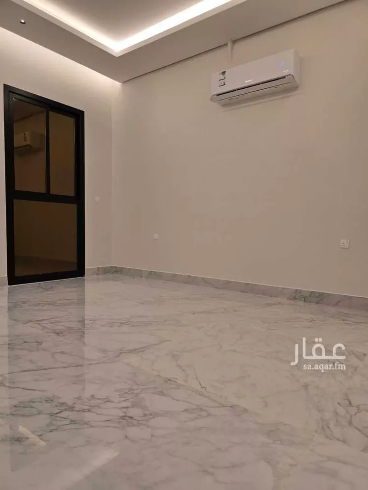فيلا للبيع في شارع الشرائح, حي عرقة, مدينة الرياض, منطقة الرياض 17
