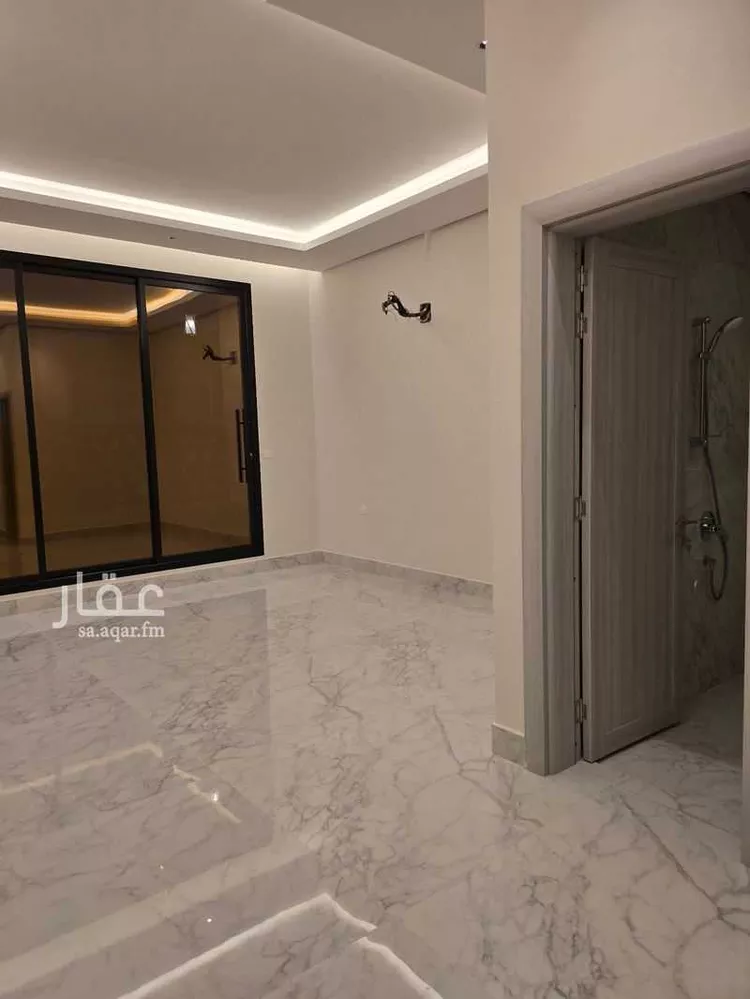 فيلا للبيع في شارع الشرائح, حي عرقة, مدينة الرياض, منطقة الرياض 16