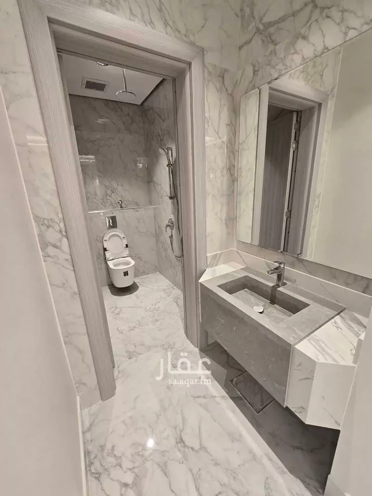 فيلا للبيع في شارع الشرائح, حي عرقة, مدينة الرياض, منطقة الرياض 11