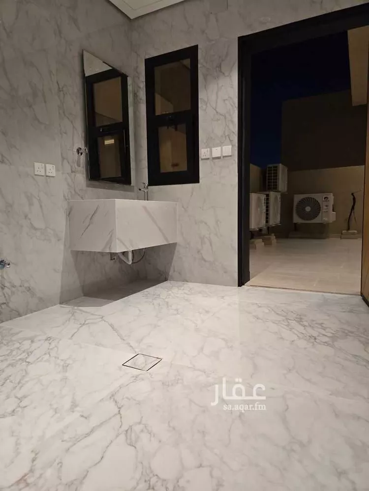 فيلا للبيع في شارع الشرائح, حي عرقة, مدينة الرياض, منطقة الرياض 29