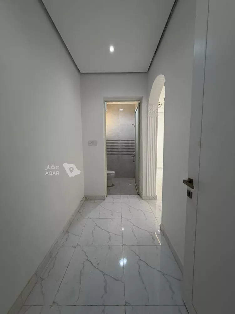 شقة للبيع في شارع 1051 ضاحية الملك فهد, حي ضاحية الملك فهد, مدينة الدمام, المنطقة الشرقية 12