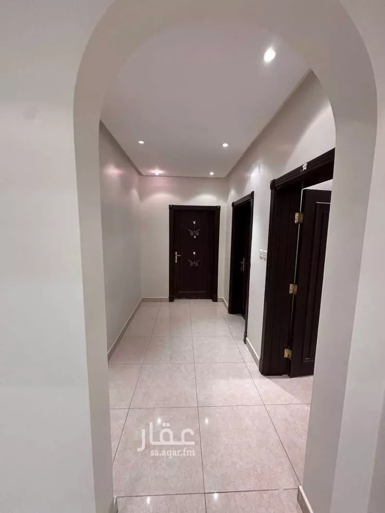 فيلا للبيع في شارع السدار, حي الملك سلمان, مدينة الرياض, منطقة الرياض صورة 2