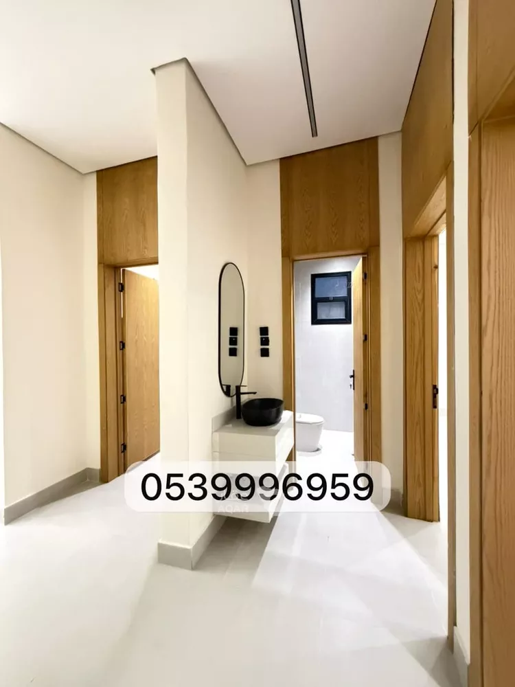 Floor for Sale in Riyadh Dirab 7