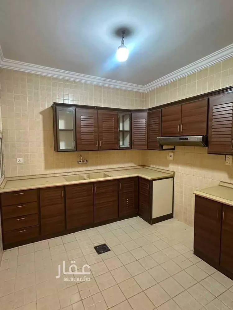 Building for Rent in Jeddah Ar Rawdah
