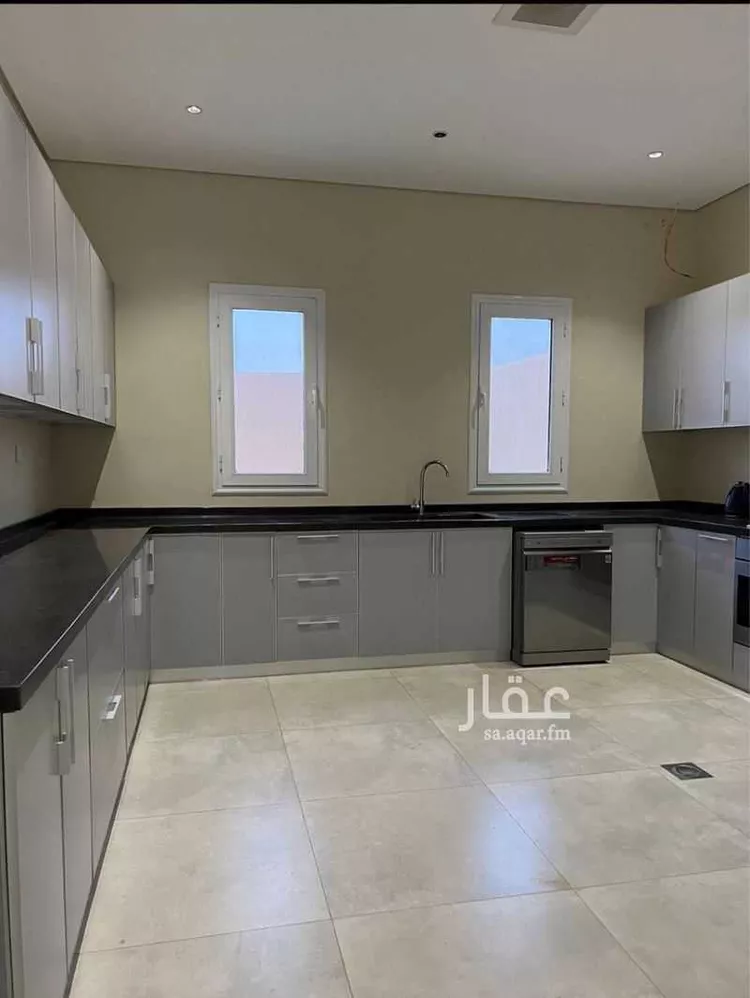 فيلا للإيجار في شارع 21562610, حي الرياض, مدينة جدة, منطقة مكة المكرمة صورة 3
