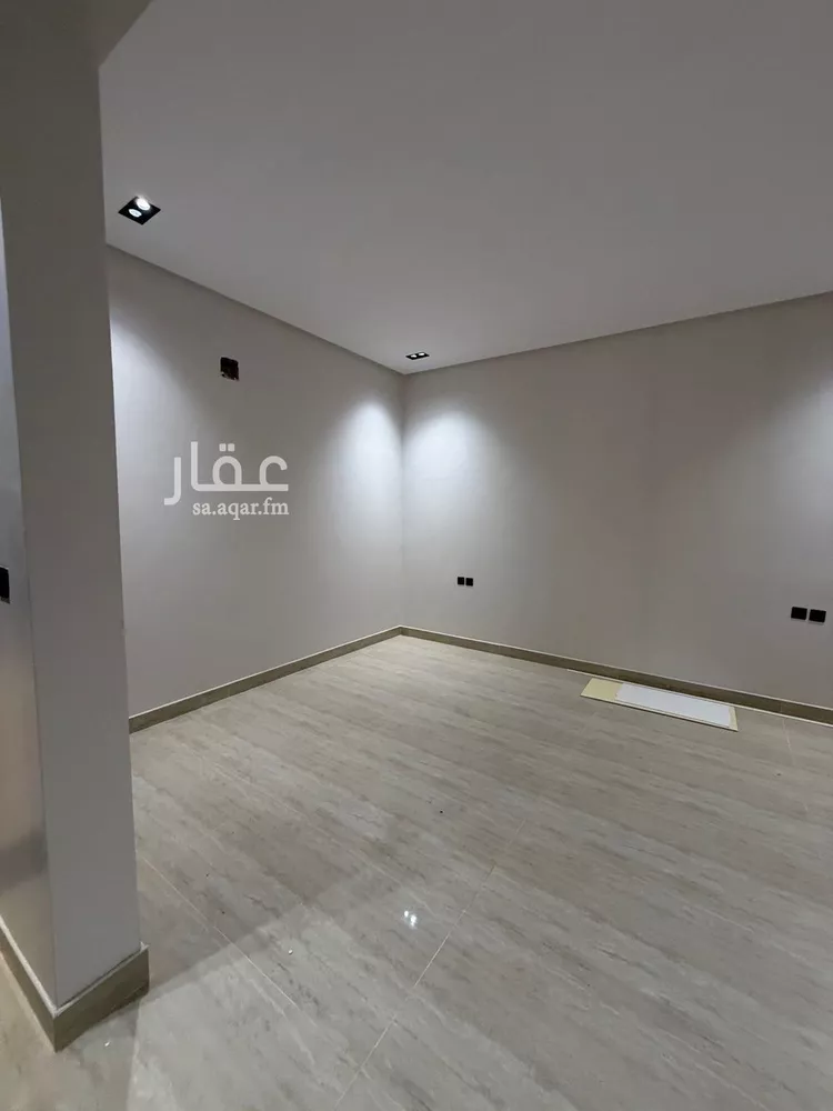 دور للبيع في شارع محمد بن أحمد الأسدي, حي طويق, مدينة الرياض, منطقة الرياض 11