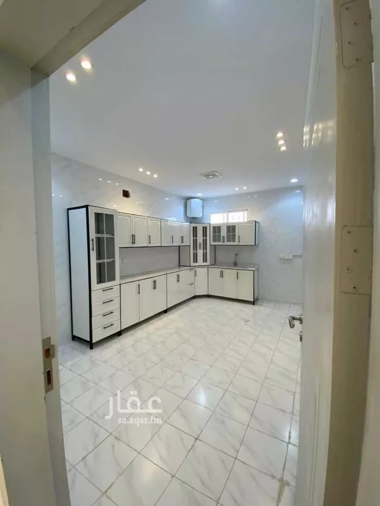 شقة للإيجار في شارع رقم 56, حي ظهرة لبن, مدينة الرياض, منطقة الرياض صورة 3