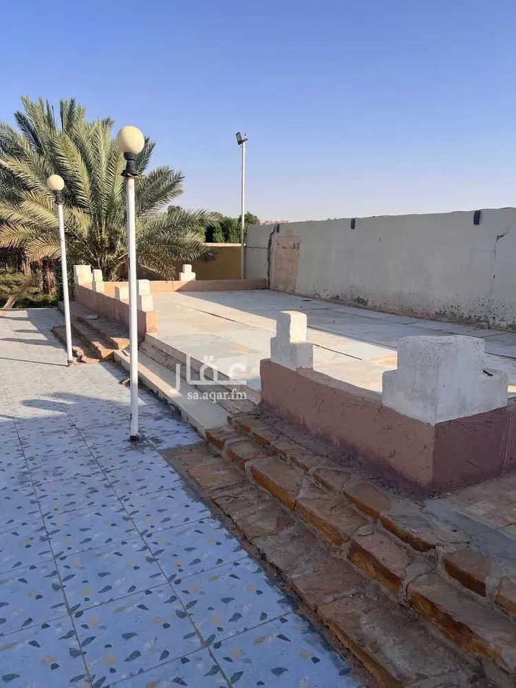 استراحة للبيع في شارع الحارث بن كرز, حي وسيلة, مدينة المزاحمية, منطقة الرياض صورة 2