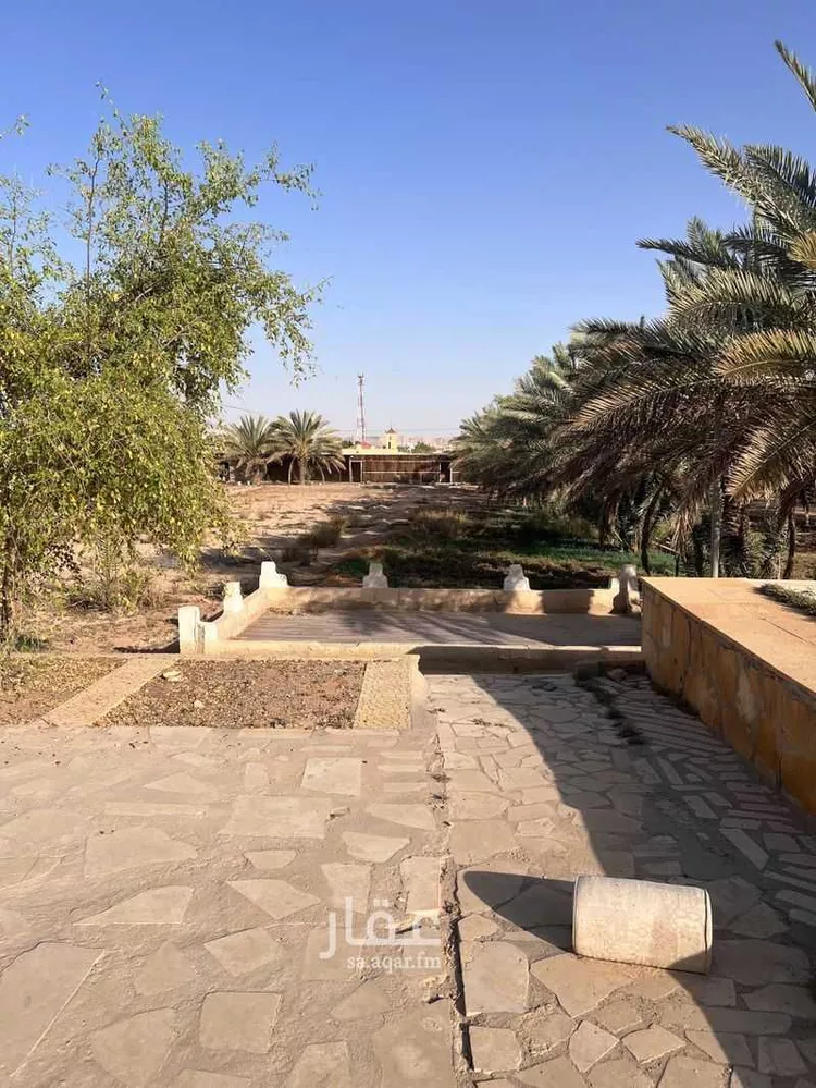 Rest House for Sale in Al Muzahimiyah Hazlulah