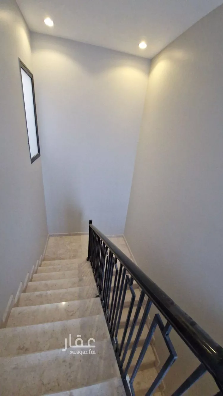 فيلا للبيع في شارع ابن الشهاب, حي الراكة الشمالية, مدينة الدمام, المنطقة الشرقية صورة 5