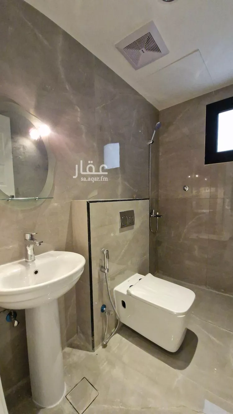 شقة للإيجار في شارع حسن الابريقي, حي الراكة الجنوبية, مدينة الخبر, المنطقة الشرقية صورة 3
