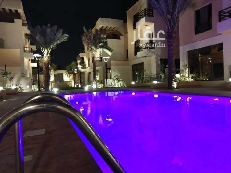 فيلا للإيجار في شارع زهير بن معاوية, حي الدوحة الجنوبية, مدينة الظهران, المنطقة الشرقية صورة 2