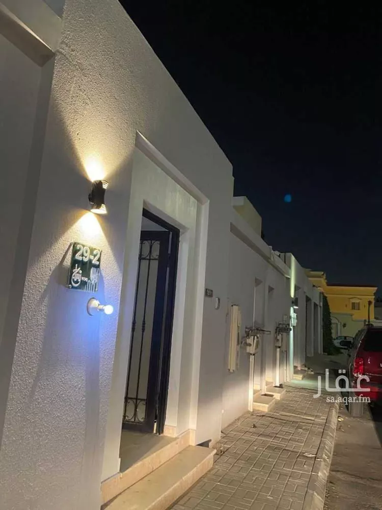 فيلا للإيجار في شارع الملاعب, حي الشعلة, مدينة الدمام, المنطقة الشرقية
