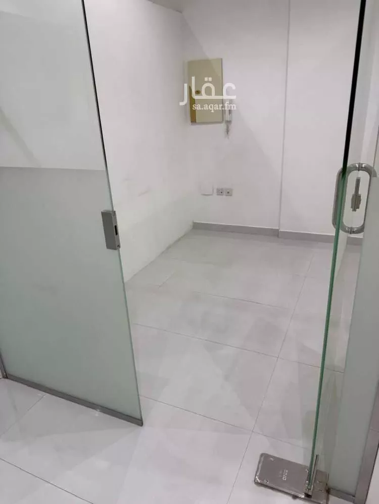 مكتب تجاري للإيجار في شارع السلامه, حي النرجس, مدينة الرياض, منطقة الرياض صورة 3