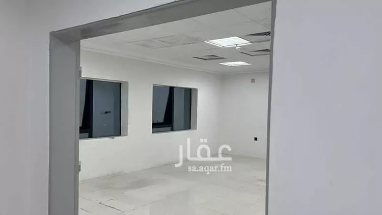 Commercial Office for Rent in Riyadh Al Malaz صورة 4