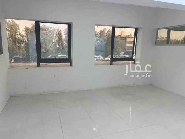 مكتب تجاري للإيجار في شارع عمر بن الخطاب الفرعي, حي الملز, مدينة الرياض, منطقة الرياض 7