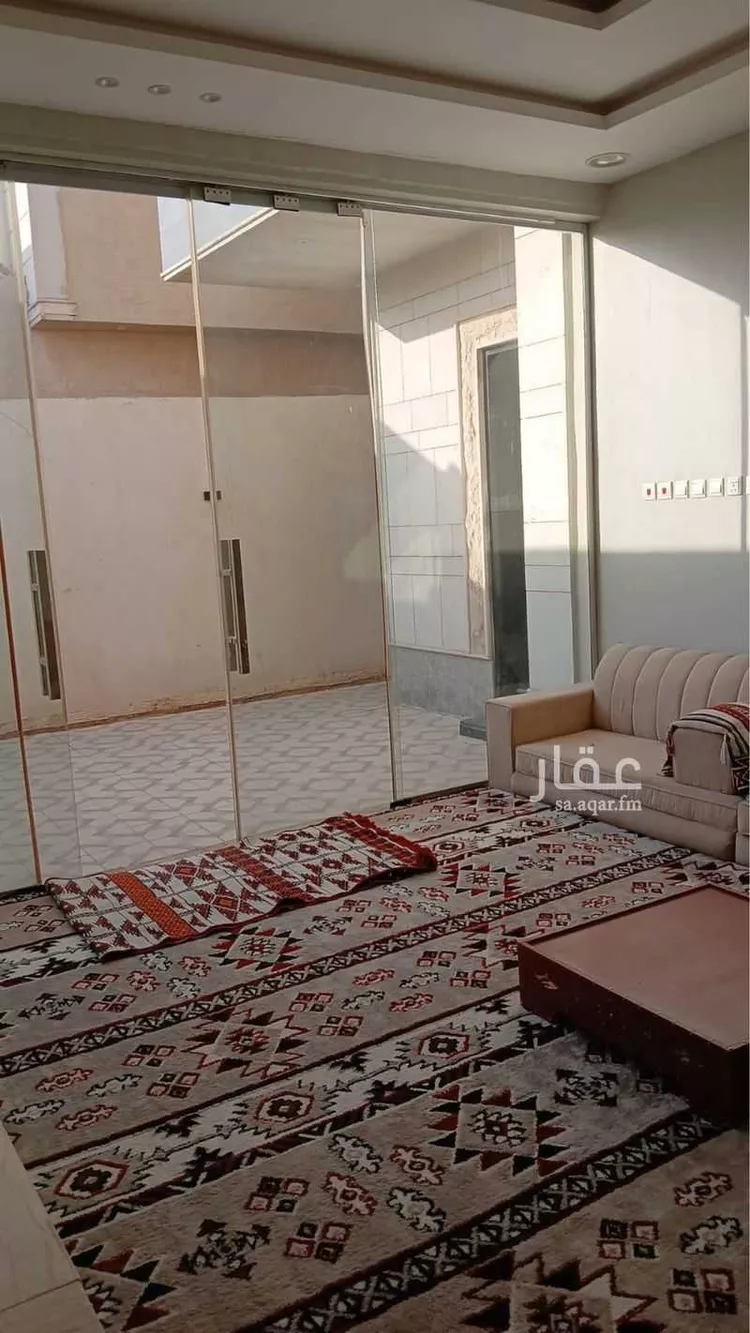 فيلا للإيجار في شارع عبدالله بن محمد بن المهندس, حي القادسية, مدينة الرياض, منطقة الرياض صورة 3
