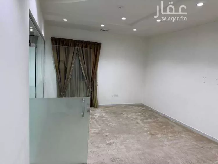مكتب تجاري للإيجار في شارع السلامه, حي النرجس, مدينة الرياض, منطقة الرياض صورة 2
