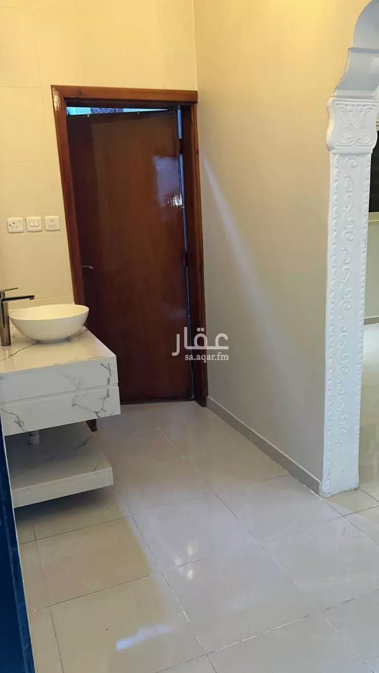 شقة للإيجار في شارع عمر ابن ابراهيم بري, حي الظرفة, مدينة خميس مشيط, منطقة عسير