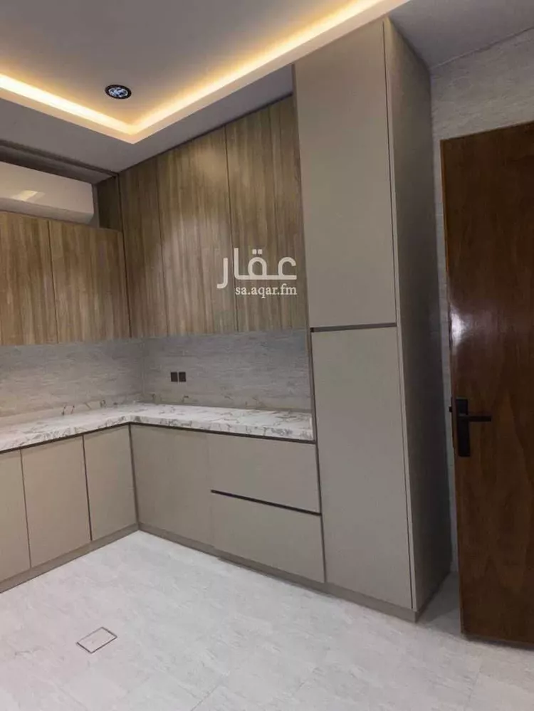 دور للبيع في شارع عبدالواحد بن عبدالسلام, حي الخليج, مدينة الرياض, منطقة الرياض 14