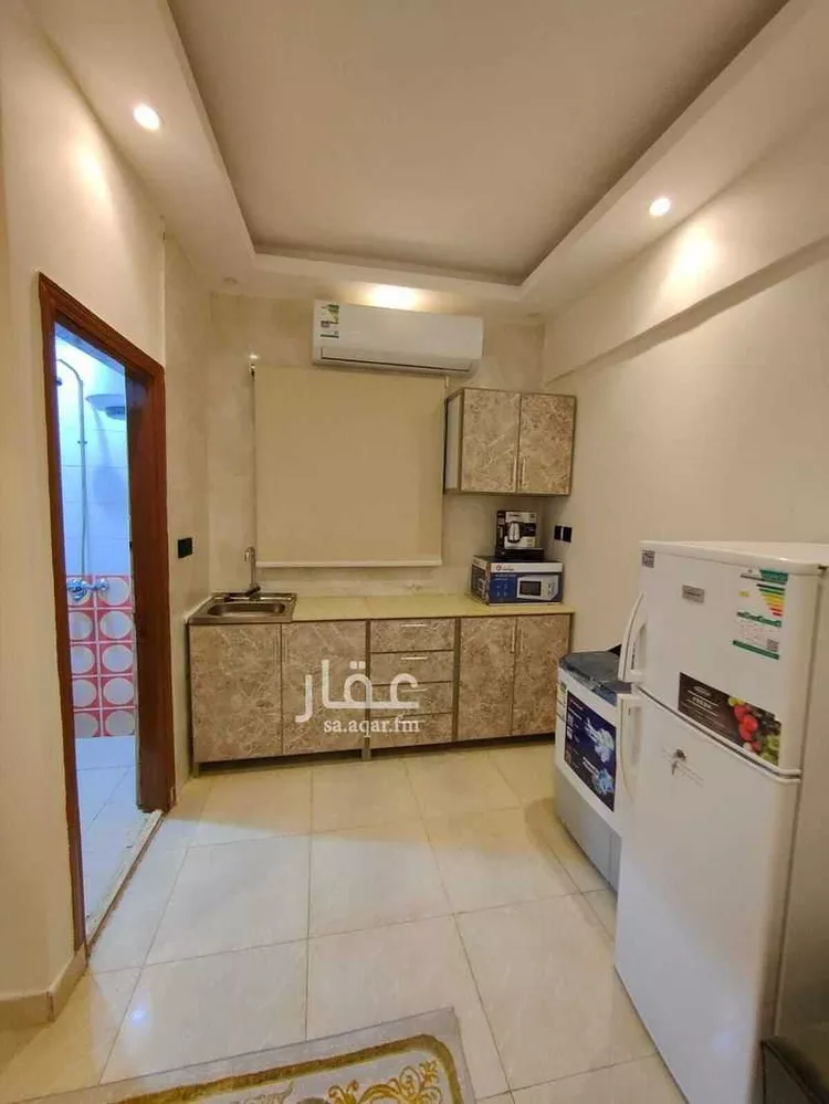 فيلا للإيجار في شارع جندب بن كعب, حي الضباط, مدينة الرياض, منطقة الرياض صورة 3
