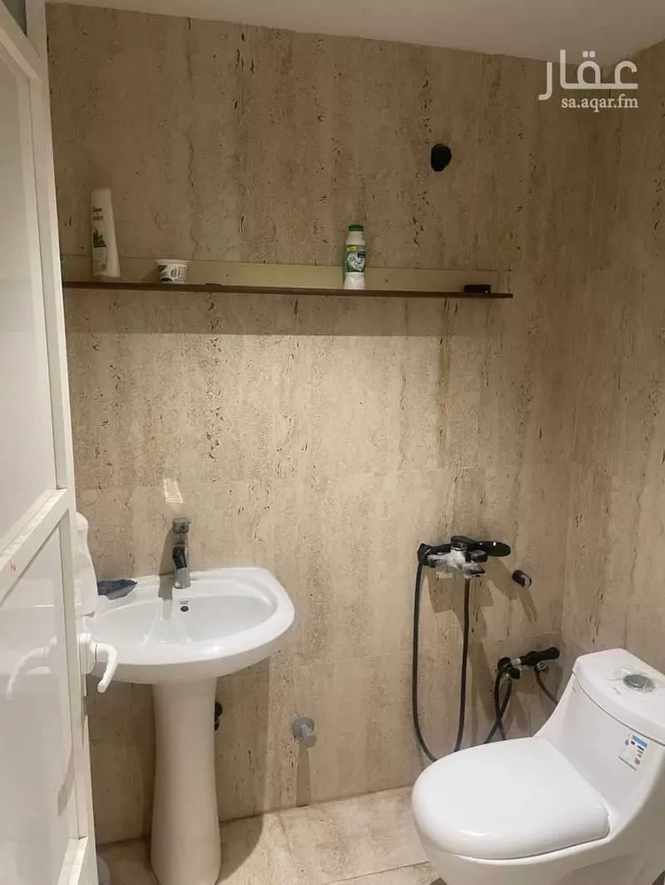 غرفة للإيجار في شارع 18ا, حي هجر, مدينة الدمام, المنطقة الشرقية صورة 3