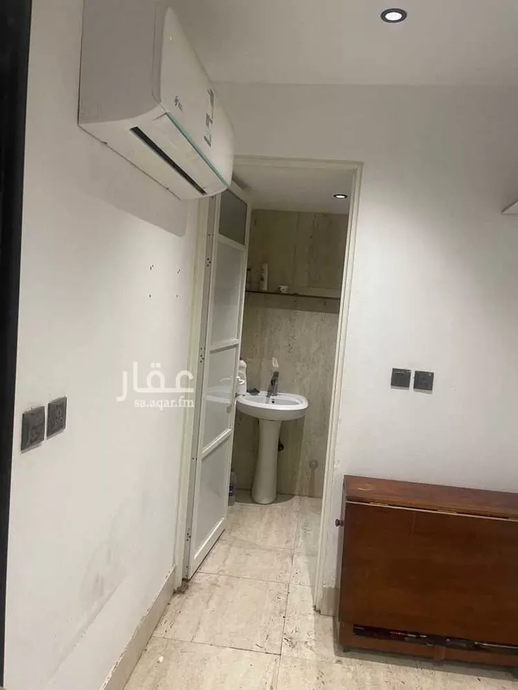 غرفة للإيجار في شارع 18ا, حي هجر, مدينة الدمام, المنطقة الشرقية صورة 2