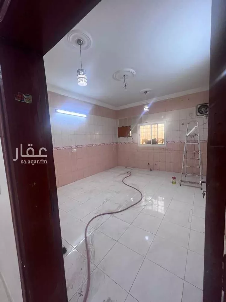 شقة للإيجار في شارع إبن عبد ربه ، حي السنابل ، جدة ، جدة صورة 2