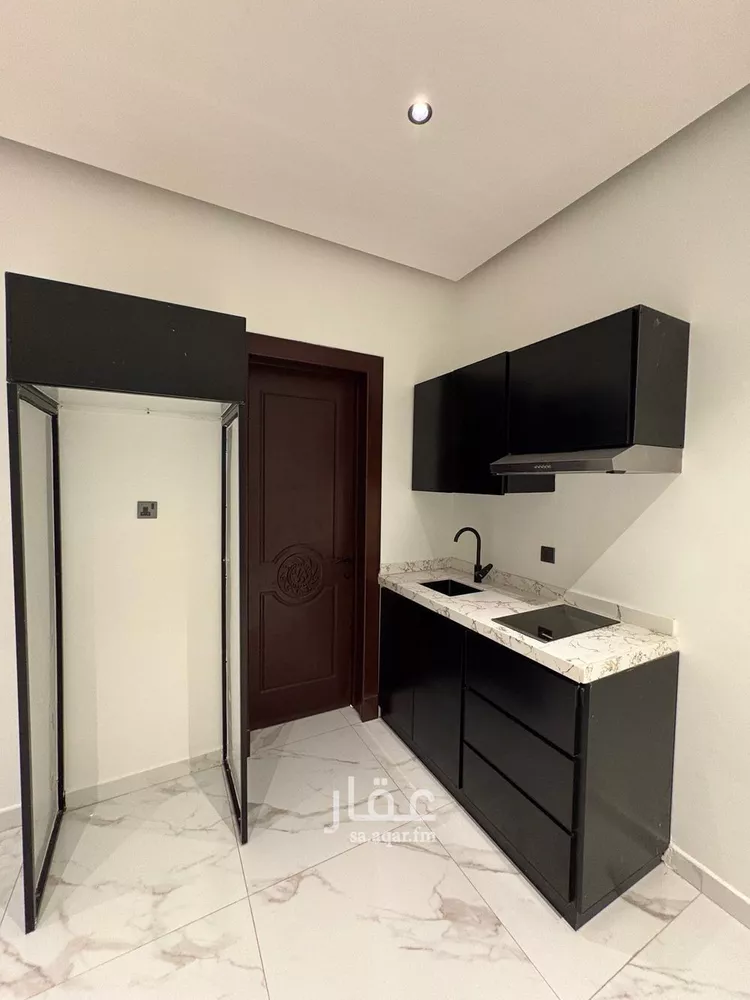 شقة للإيجار في شارع الدهناء, حي الملقا, مدينة الرياض, منطقة الرياض صورة 4