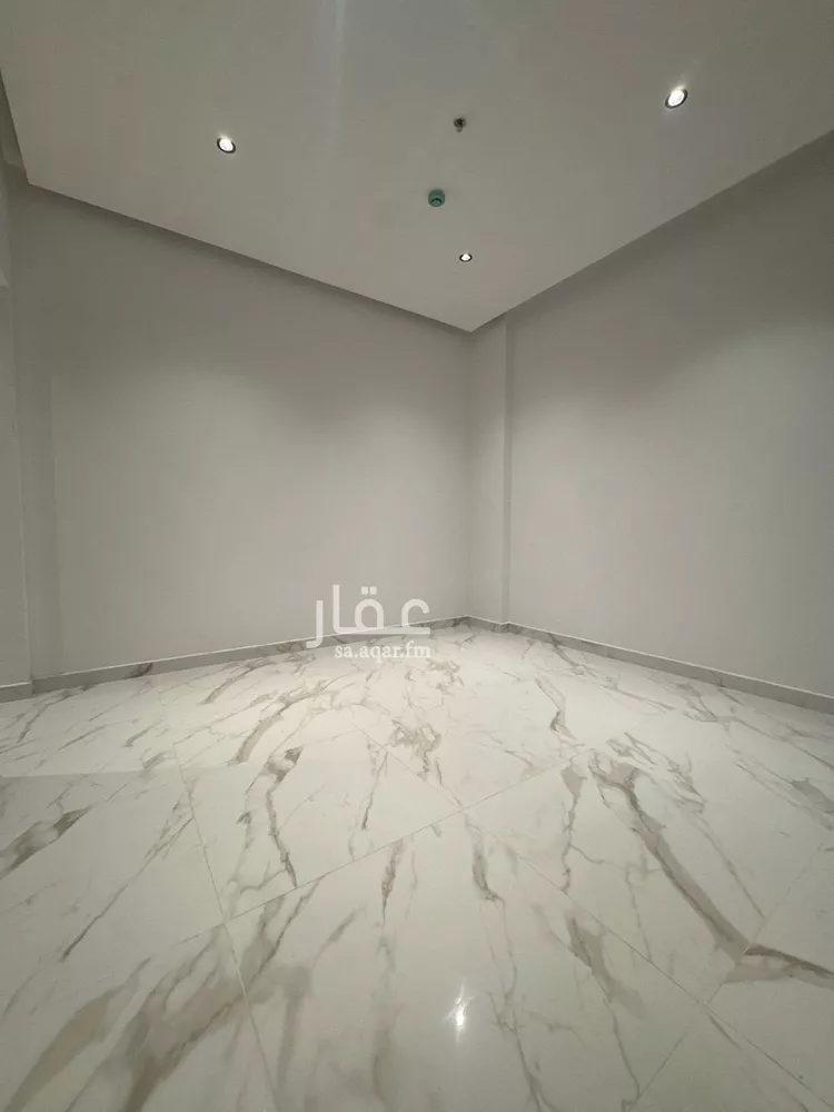 شقة للإيجار في شارع الدهناء, حي الملقا, مدينة الرياض, منطقة الرياض صورة 3