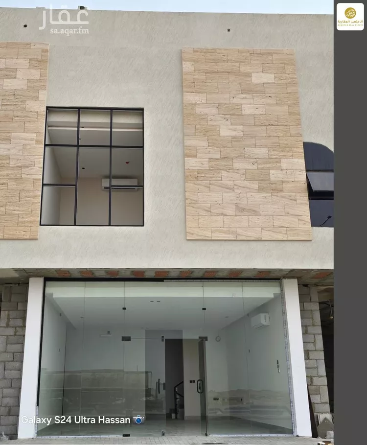 Building for Rent in Riyadh Al Janadriyah