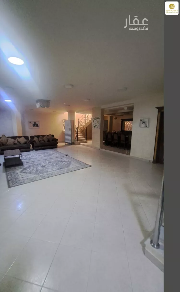 فيلا للبيع في شارع الحربيات, حي النفل, مدينة الرياض, منطقة الرياض صورة 2