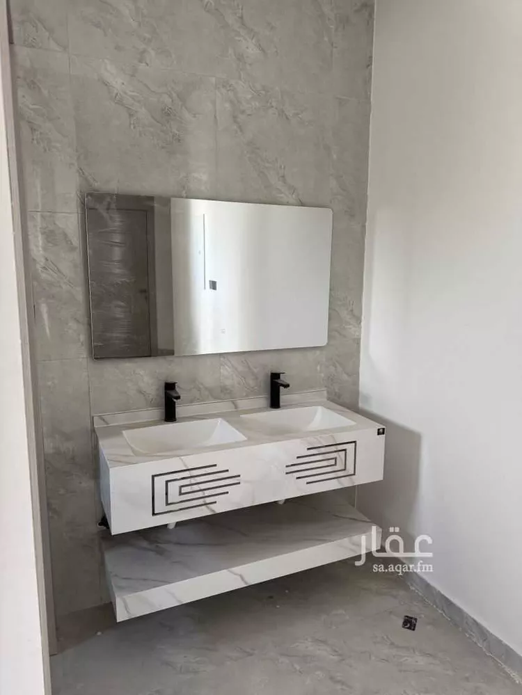 دور للبيع في شارع كعب ابن جعيل, حي أبو مرخة, مدينة المدينة المنورة, منطقة المدينة المنورة صورة 2