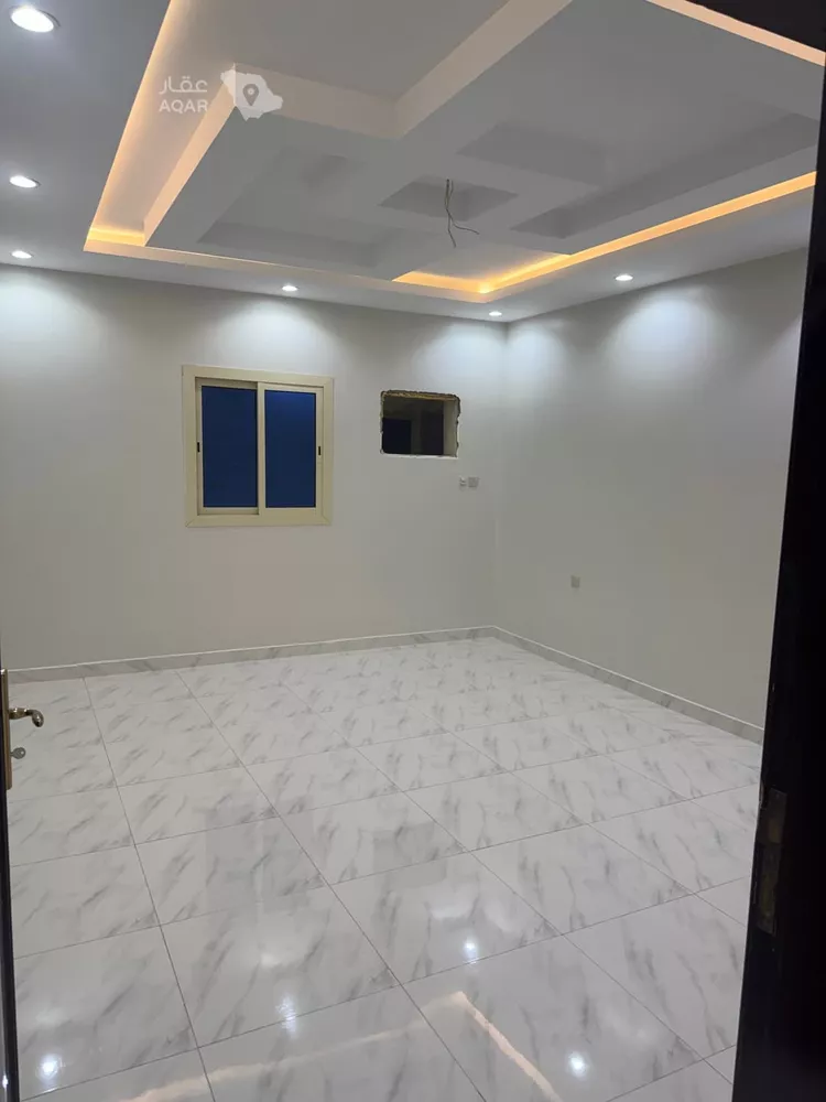 شقة للإيجار في شارع عمرو ابن عبيدالله الحضرمي, حي الدفاع, مدينة المدينة المنورة, منطقة المدينة المنورة 6