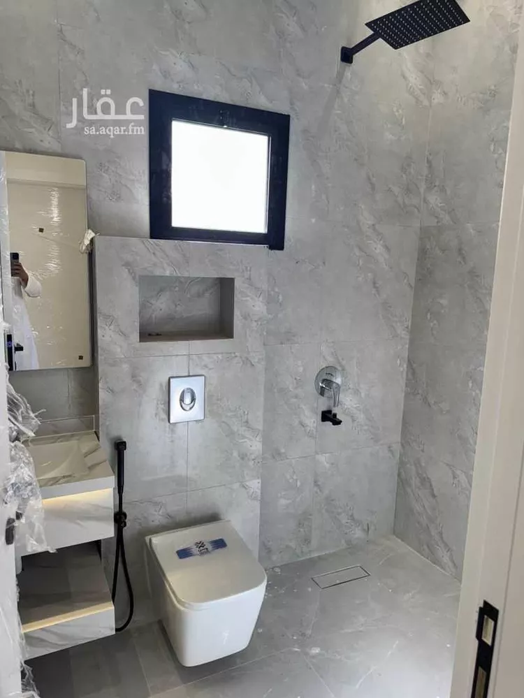 Floor for Sale in Medina As Sikkah Al Hadid 13