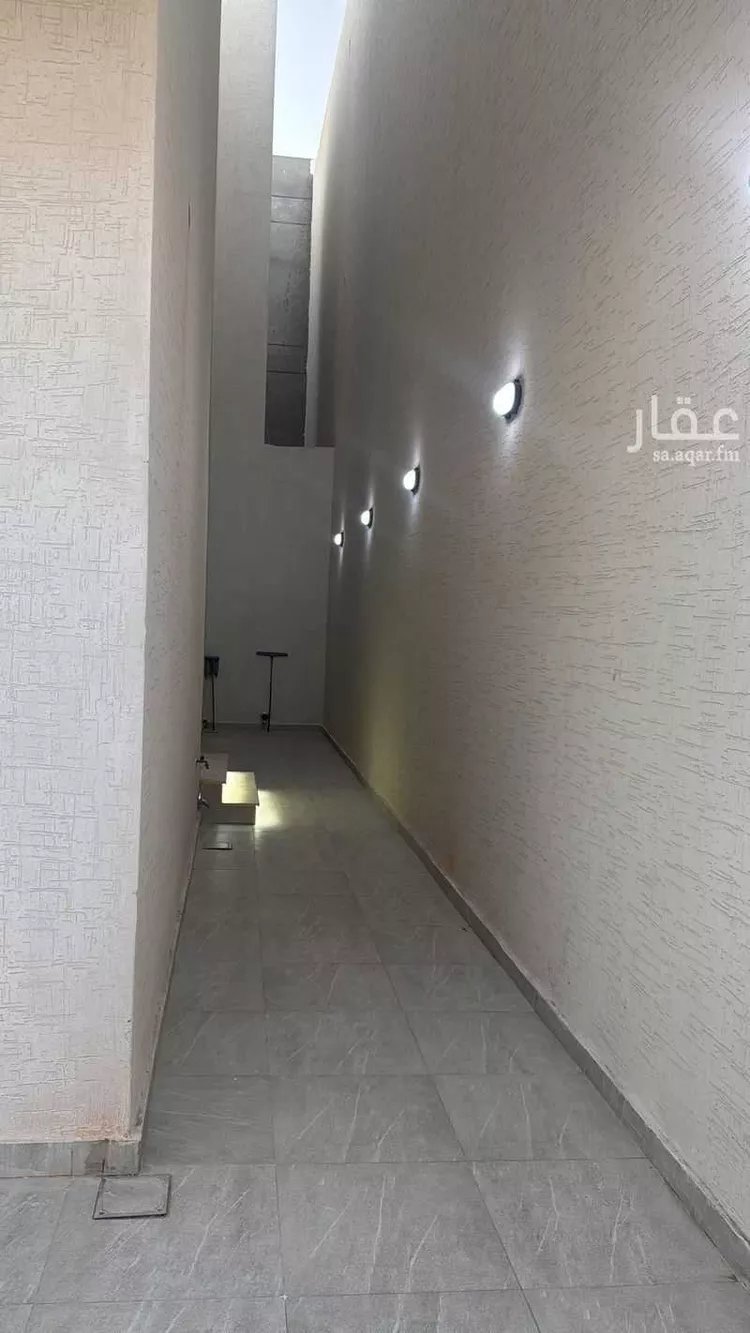فيلا للبيع في شارع بشر ابن هلال العبدي, حي شوران, مدينة المدينة المنورة, منطقة المدينة المنورة صورة 2