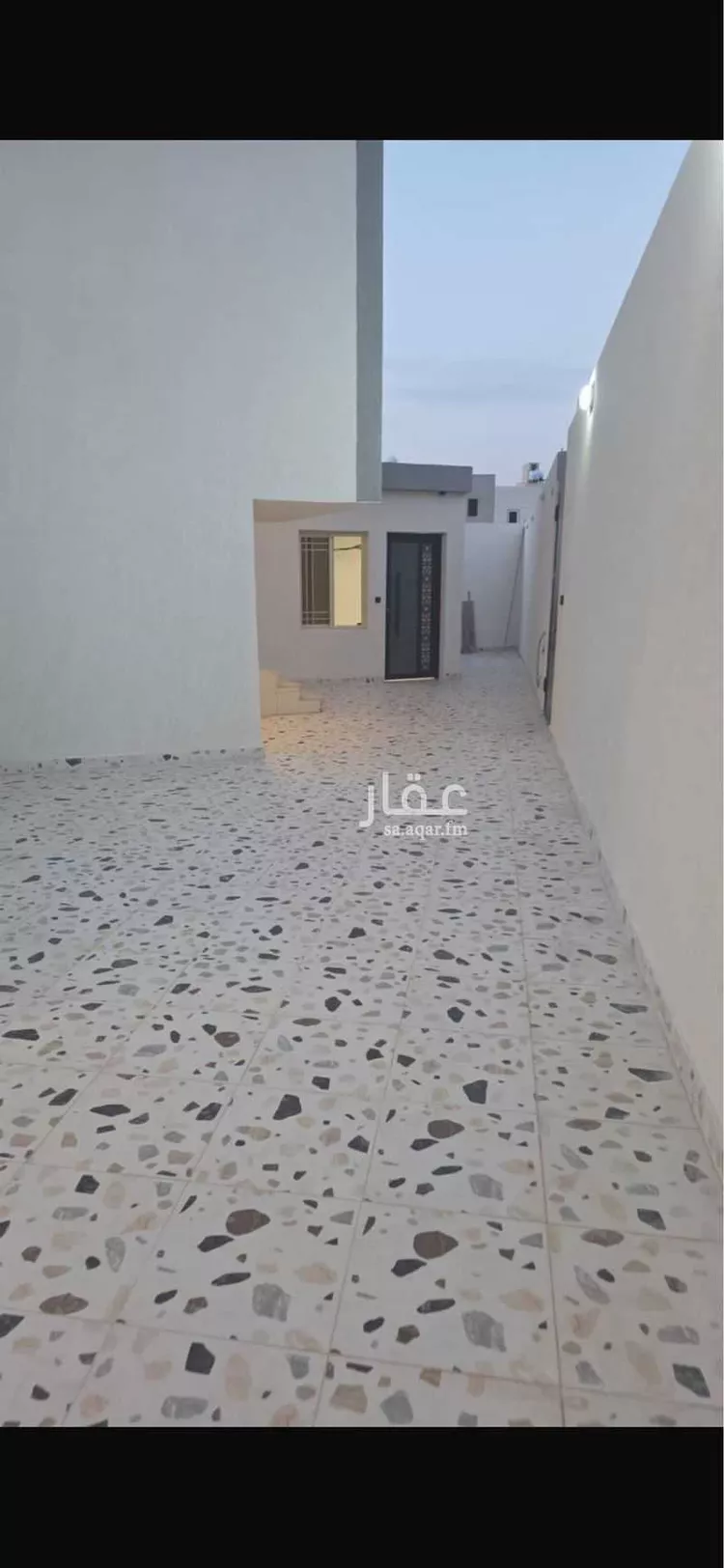 دور للبيع في شارع داود ابن المفضل, حي العزيزية, مدينة المدينة المنورة, منطقة المدينة المنورة صورة 4