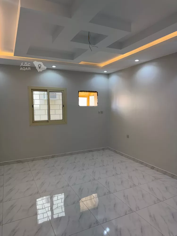 شقة للإيجار في شارع عمرو ابن عبيدالله الحضرمي, حي الدفاع, مدينة المدينة المنورة, منطقة المدينة المنورة 10