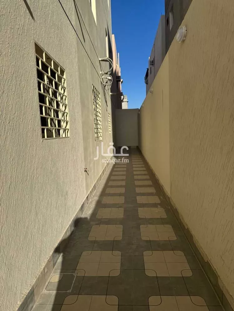Apartment for Sale in Medina King Fahd 7