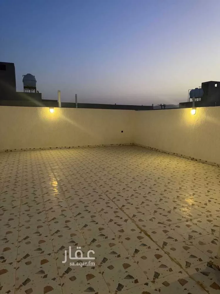 شقة للبيع في شارع محمد بن صالح الصيمري, حي الدفاع, مدينة المدينة المنورة, منطقة المدينة المنورة 17