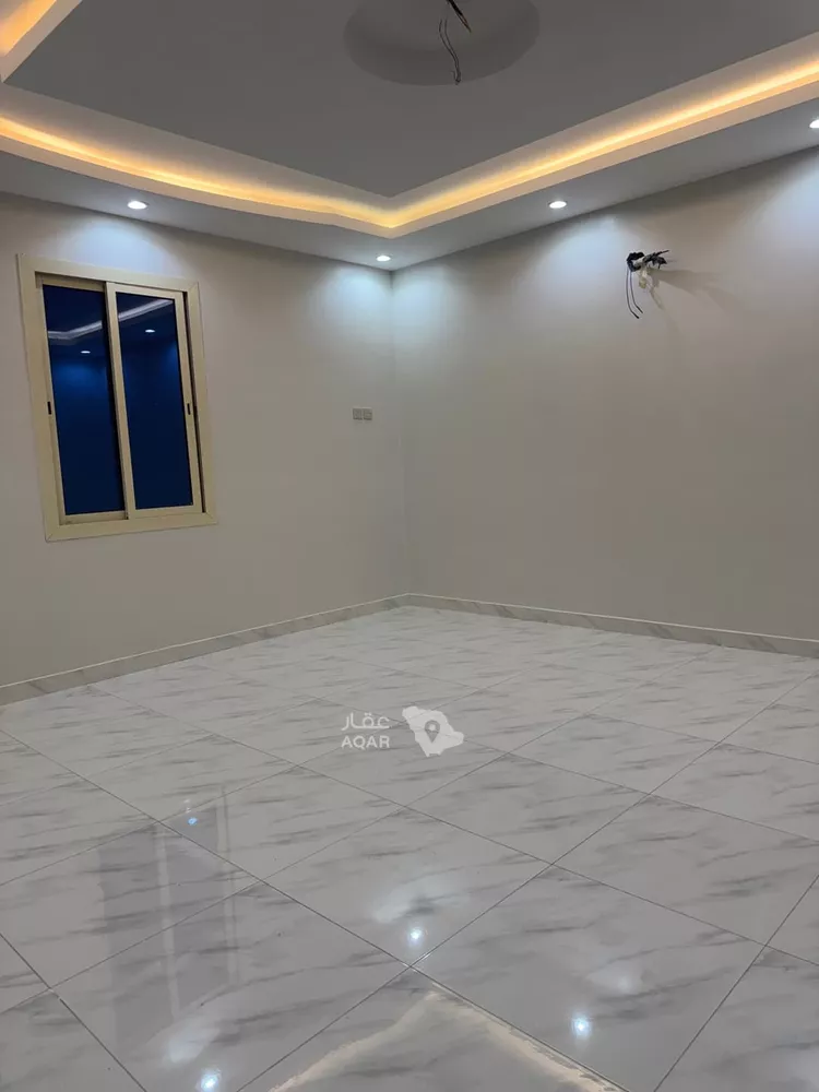 شقة للإيجار في شارع عمرو ابن عبيدالله الحضرمي, حي الدفاع, مدينة المدينة المنورة, منطقة المدينة المنورة 5