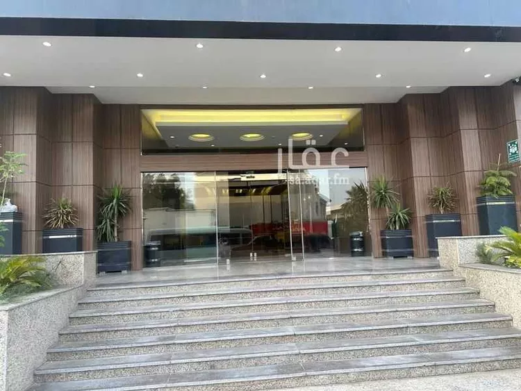 عمارة للإيجار في شارع التخصصي, حي المعذر الشمالي, مدينة الرياض, منطقة الرياض صورة 3