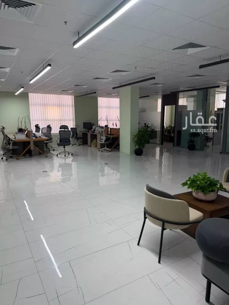 Commercial Office for Rent in Riyadh Al Malqa صورة 4