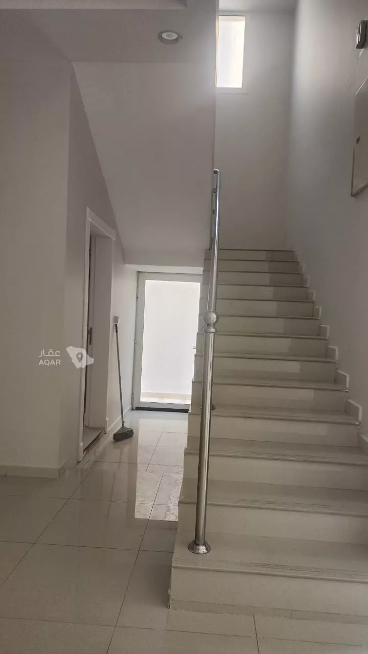 فيلا للإيجار في شارع نهر العوجاء, حي الصحافة, مدينة الرياض, منطقة الرياض 14