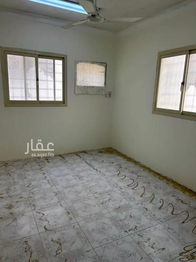 عمارة للإيجار في شارع الوفاق, حي الروضة, مدينة الدمام, المنطقة الشرقية صورة 4